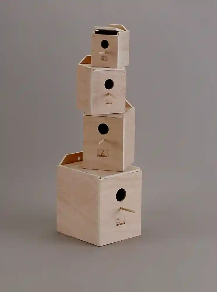 Nesting Box Natural 9"x10"x11"