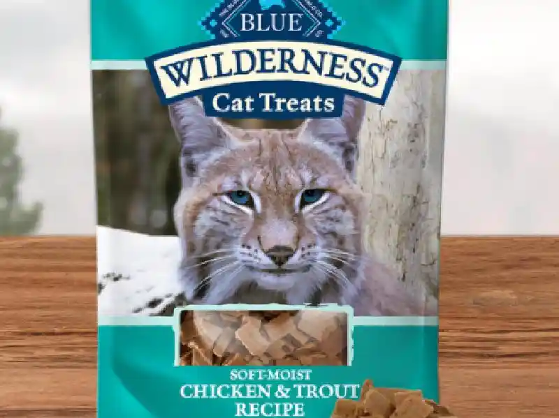 Blue Wilderness Cat Treat Chicken & Trout 2 Oz
